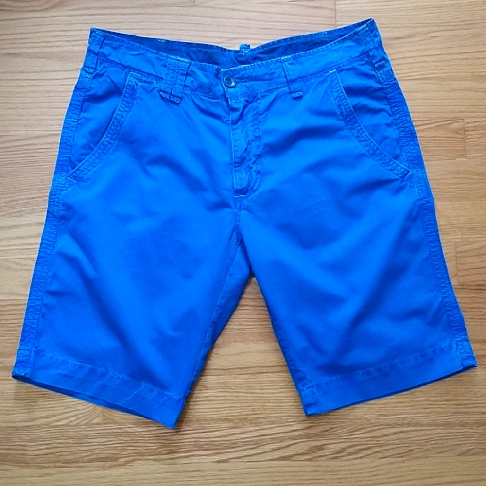Perfection men's bermuda shorts